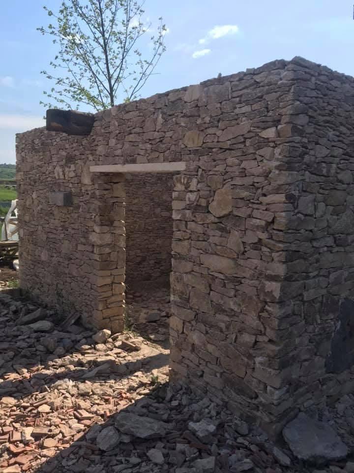 Cioplitor piatră Bihor – Case, garduri și placări din piatră naturală