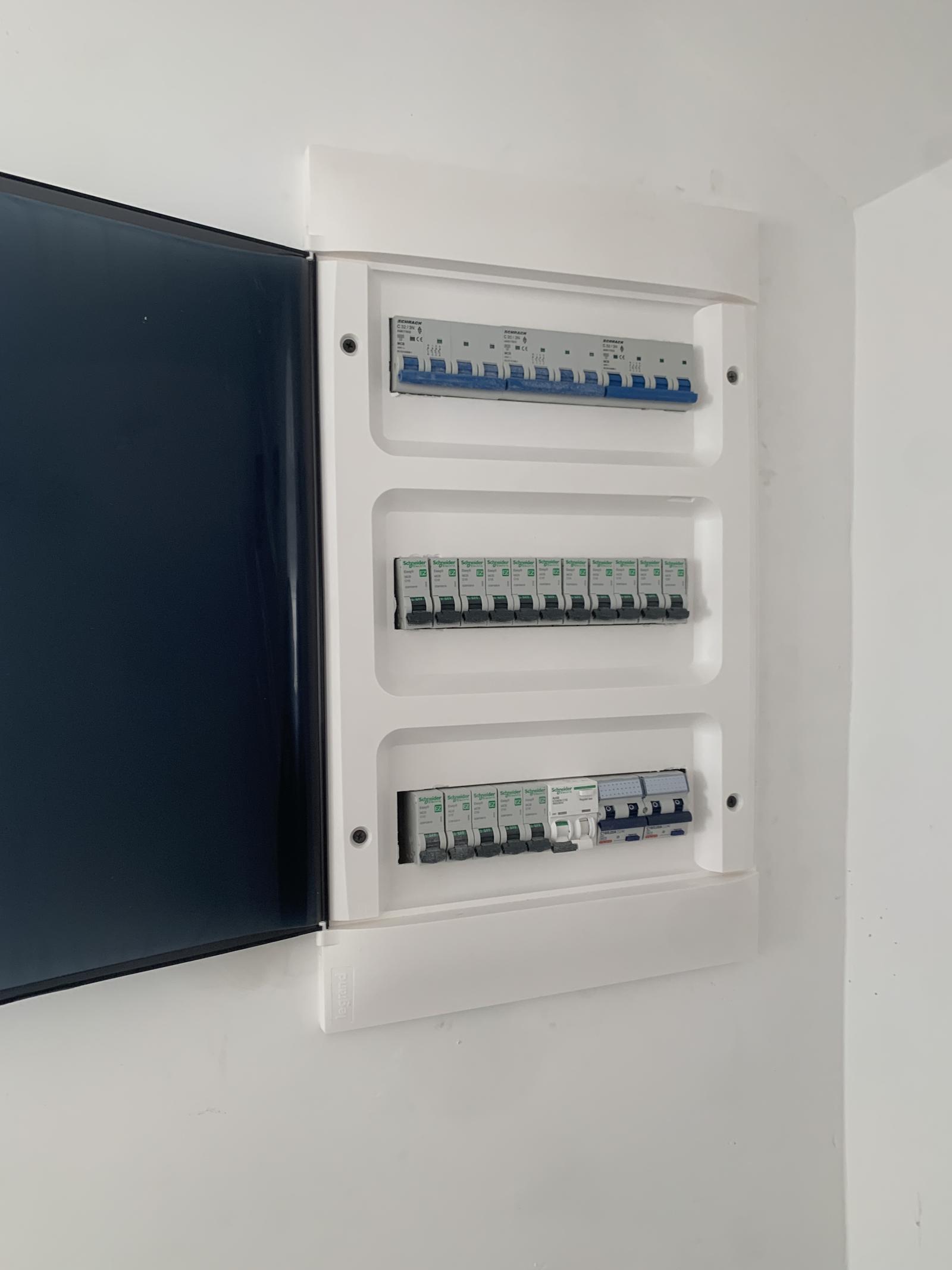 Electeician autorizat