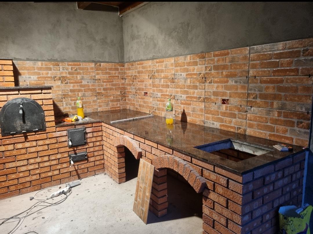 Finisaje interioare și exterioare