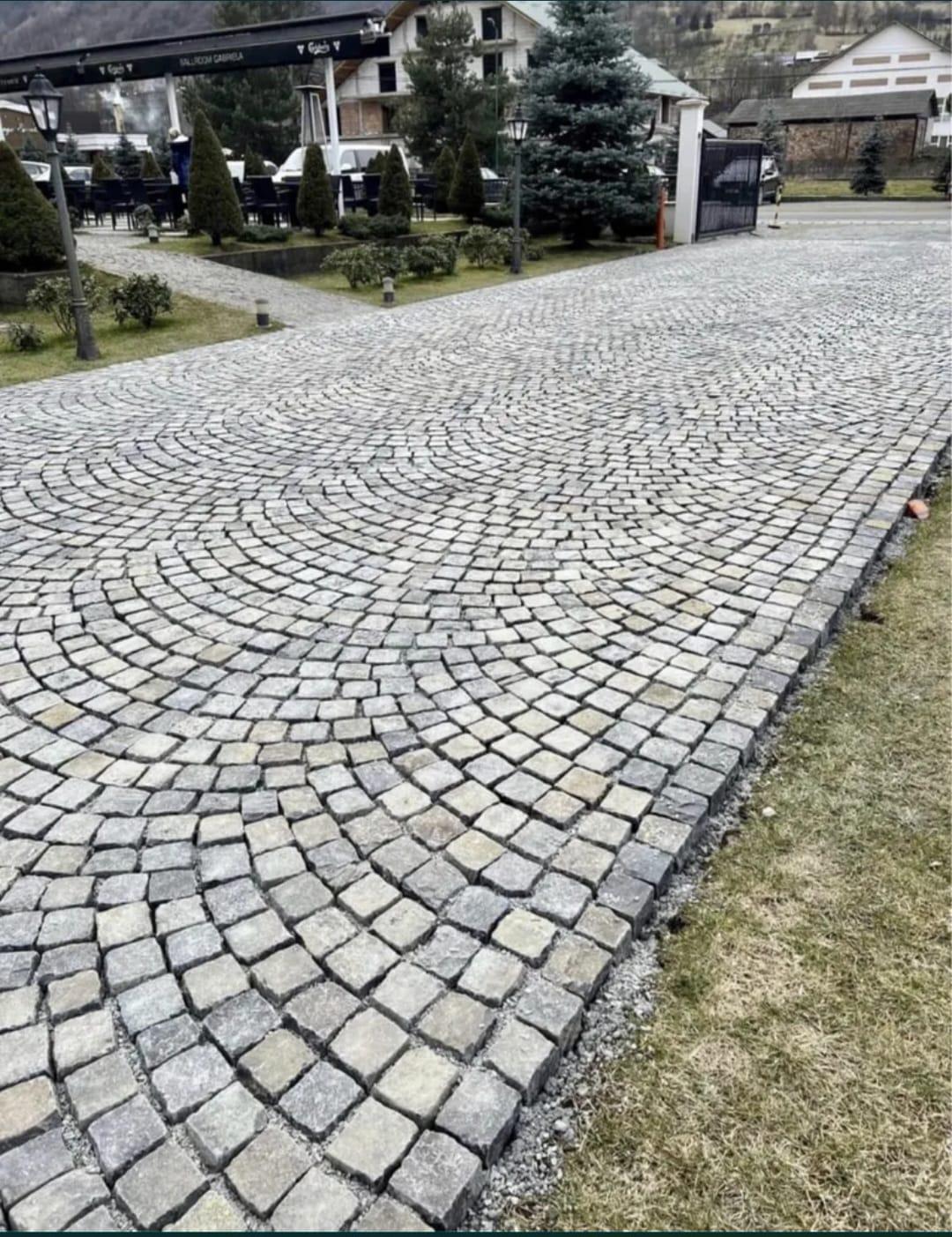 Piatra cubică andezit